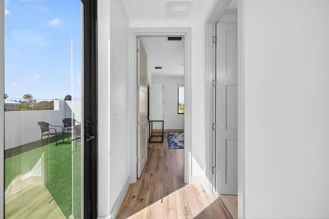 59-web-or-mls-699A8398