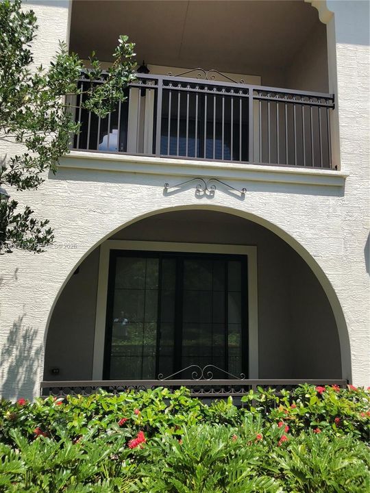 For Rent: $3,800 (3 beds, 2 baths, 1500 Square Feet)