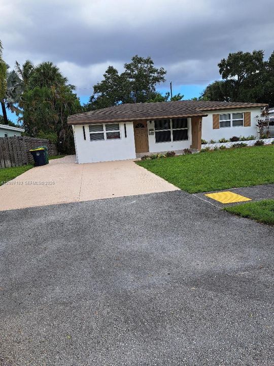 En Venta: $639,900 (4 camas, 2 baños, 2404 Pies cuadrados)