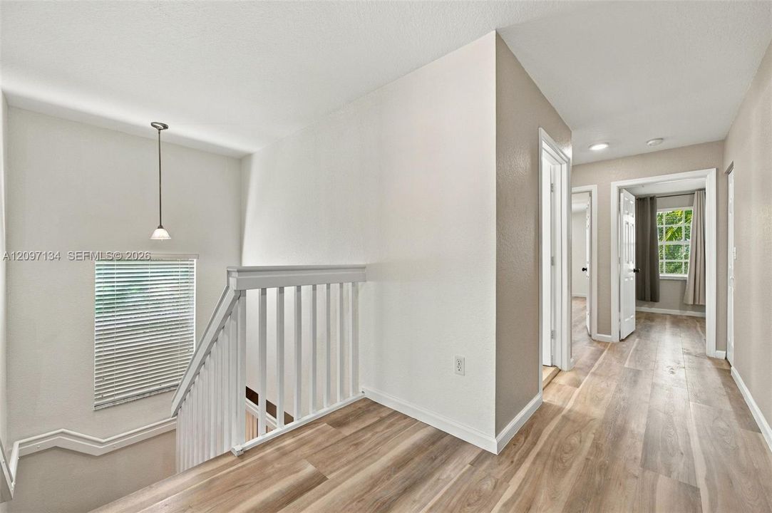 For Rent: $4,900 (5 beds, 3 baths, 2637 Square Feet)
