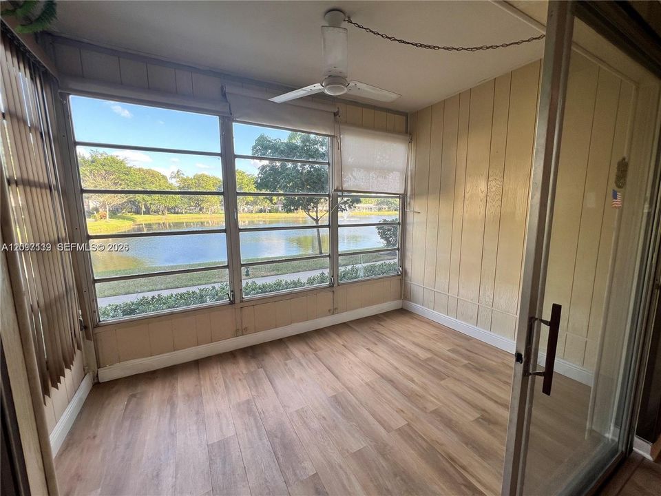 En Venta: $100,000 (2 camas, 2 baños, 944 Pies cuadrados)