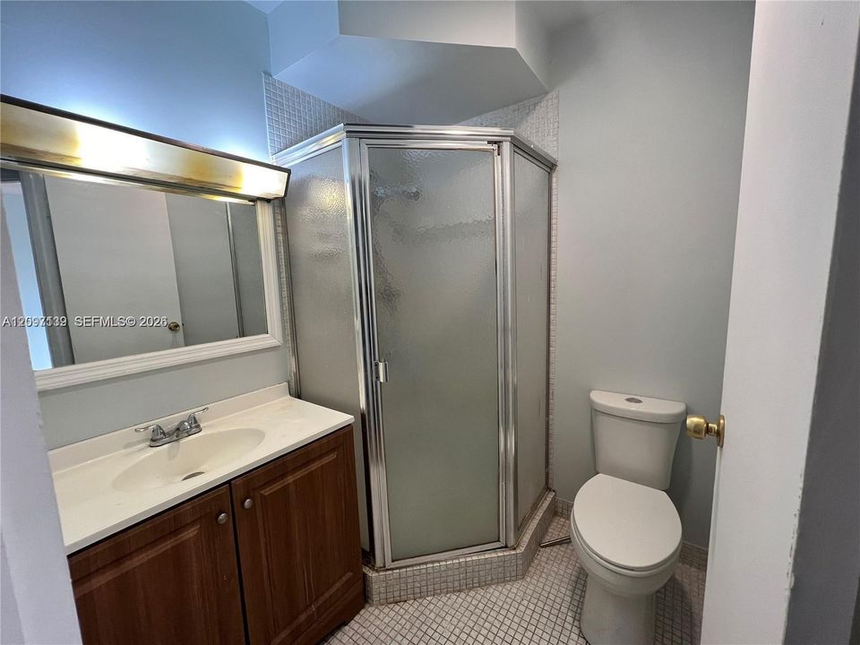 En Venta: $100,000 (2 camas, 2 baños, 944 Pies cuadrados)
