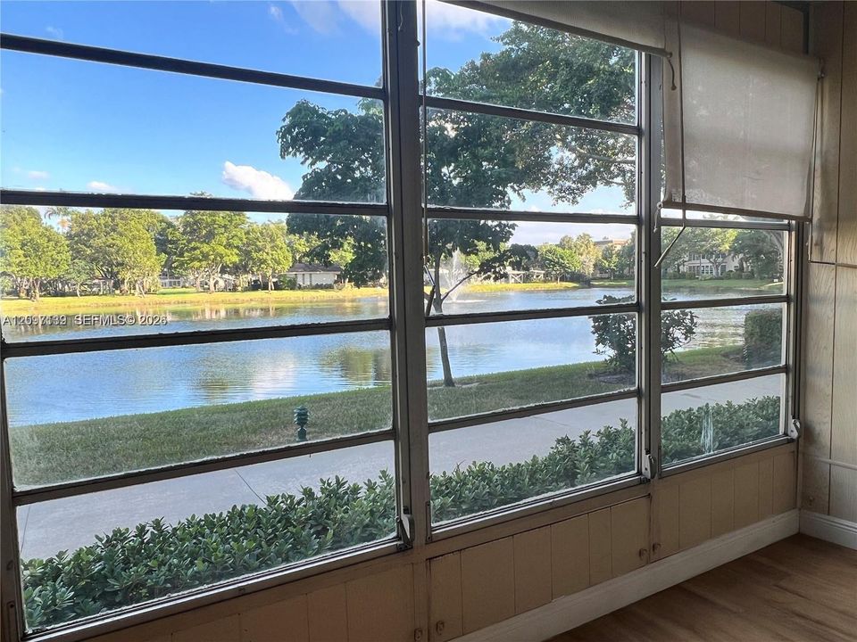 En Venta: $100,000 (2 camas, 2 baños, 944 Pies cuadrados)