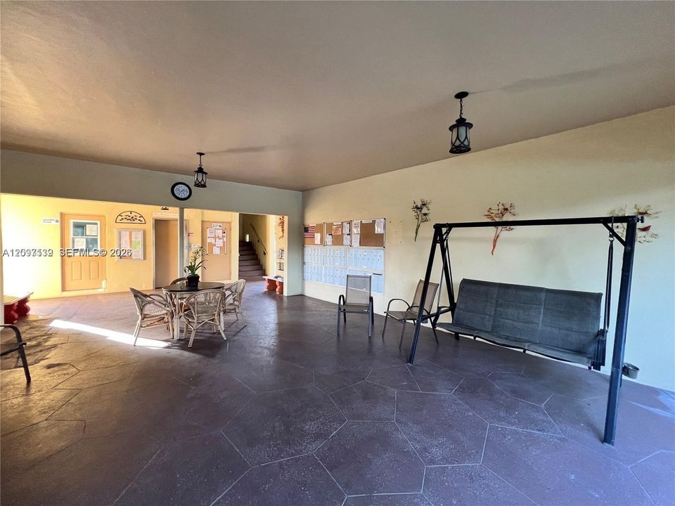En Venta: $100,000 (2 camas, 2 baños, 944 Pies cuadrados)
