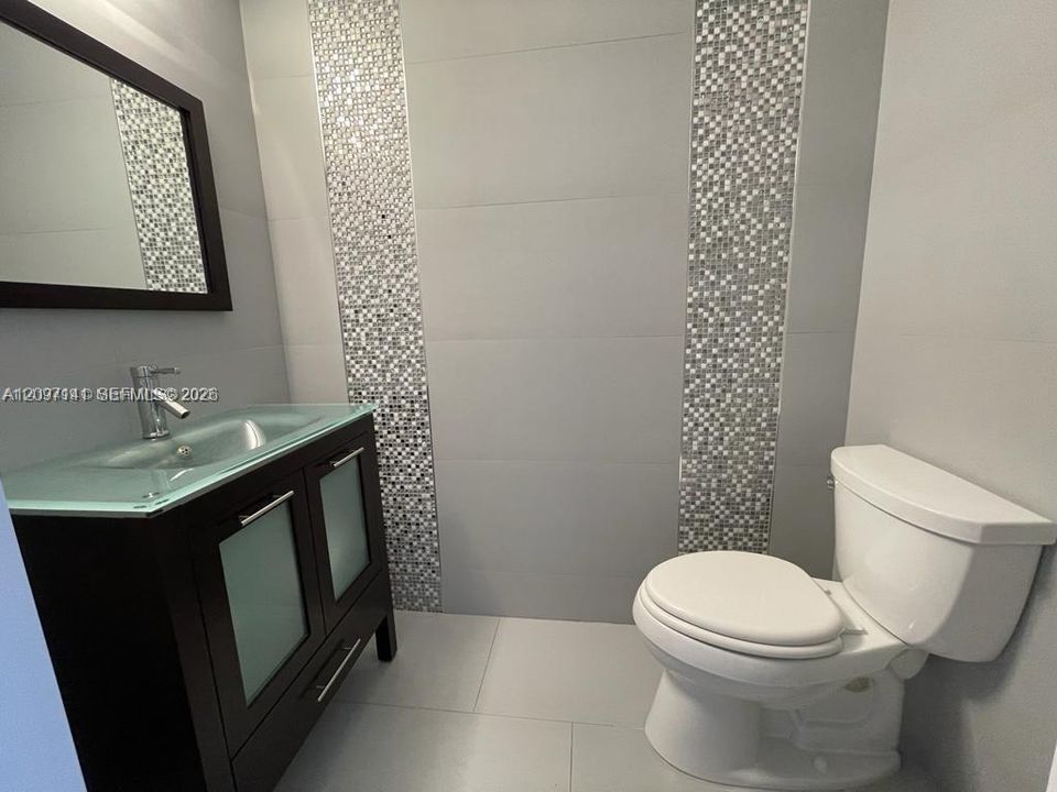 For Sale: $625,000 (2 beds, 2 baths, 1148 Square Feet)