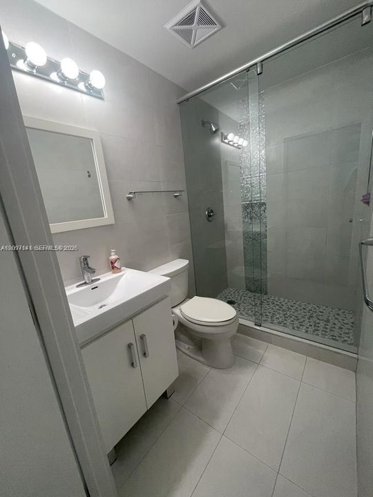 For Sale: $625,000 (2 beds, 2 baths, 1148 Square Feet)