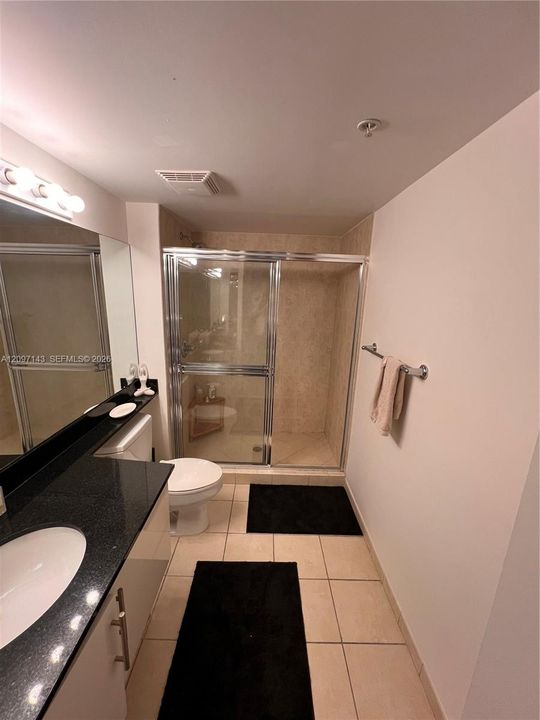 For Sale: $675,000 (2 beds, 2 baths, 1117 Square Feet)