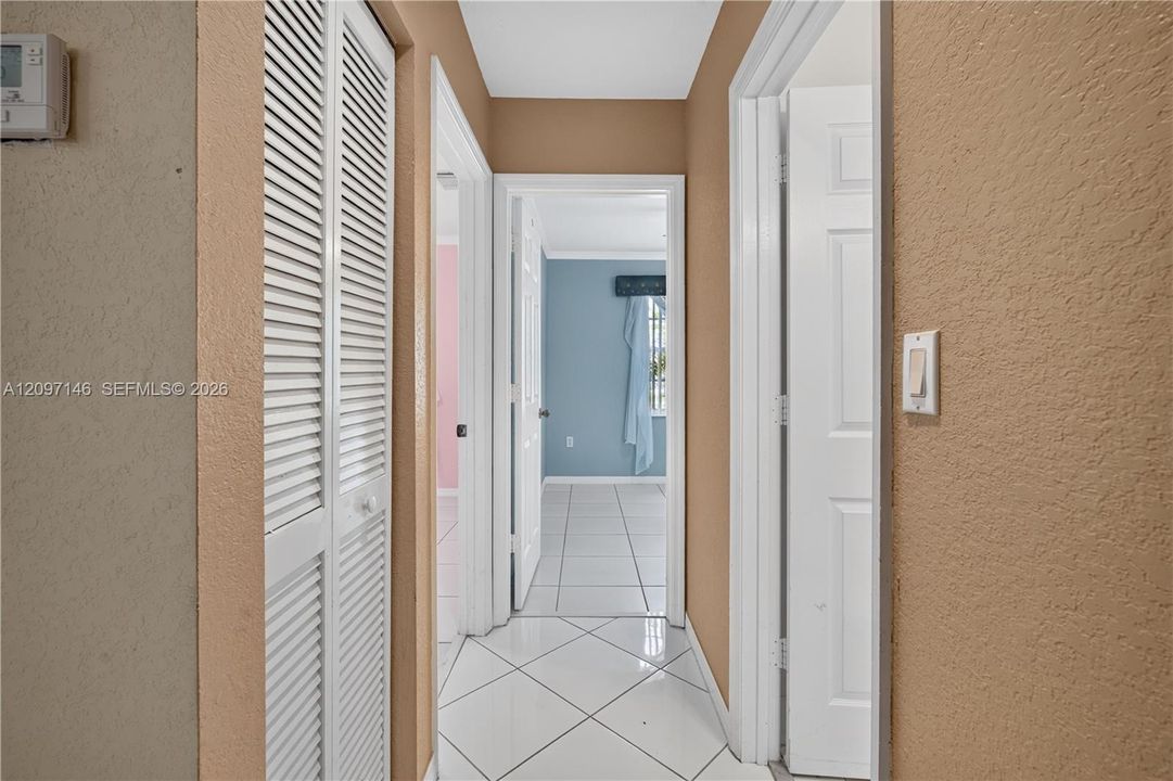 For Sale: $649,900 (4 beds, 2 baths, 1834 Square Feet)