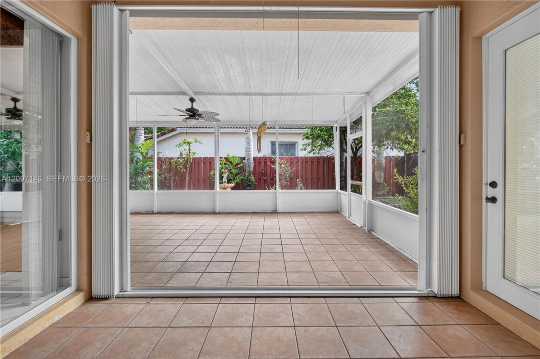 For Sale: $649,900 (4 beds, 2 baths, 1834 Square Feet)