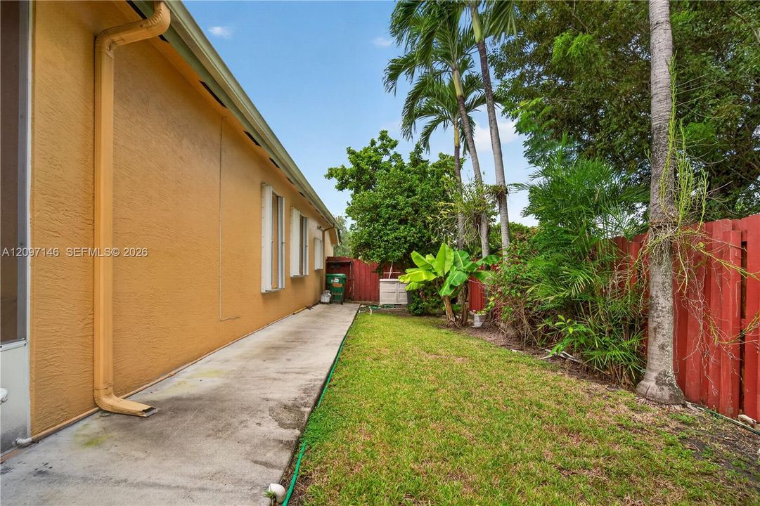 For Sale: $649,900 (4 beds, 2 baths, 1834 Square Feet)