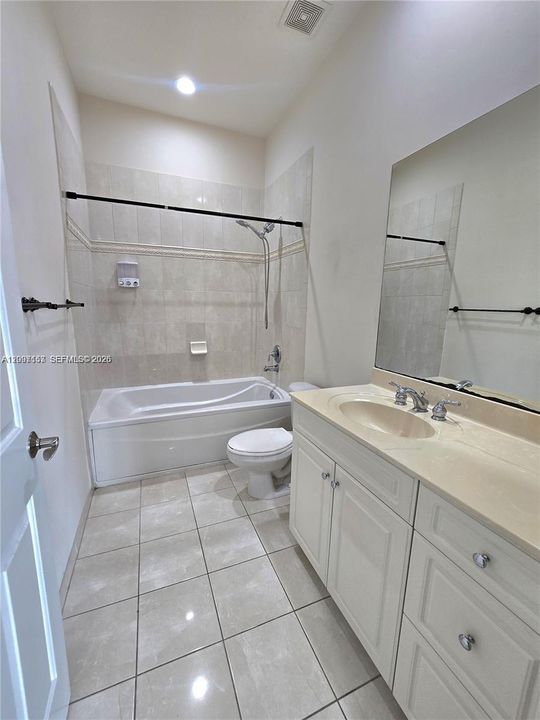 For Rent: $2,900 (2 beds, 2 baths, 1682 Square Feet)