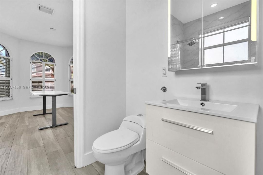 For Rent: $6,000 (4 beds, 3 baths, 2471 Square Feet)
