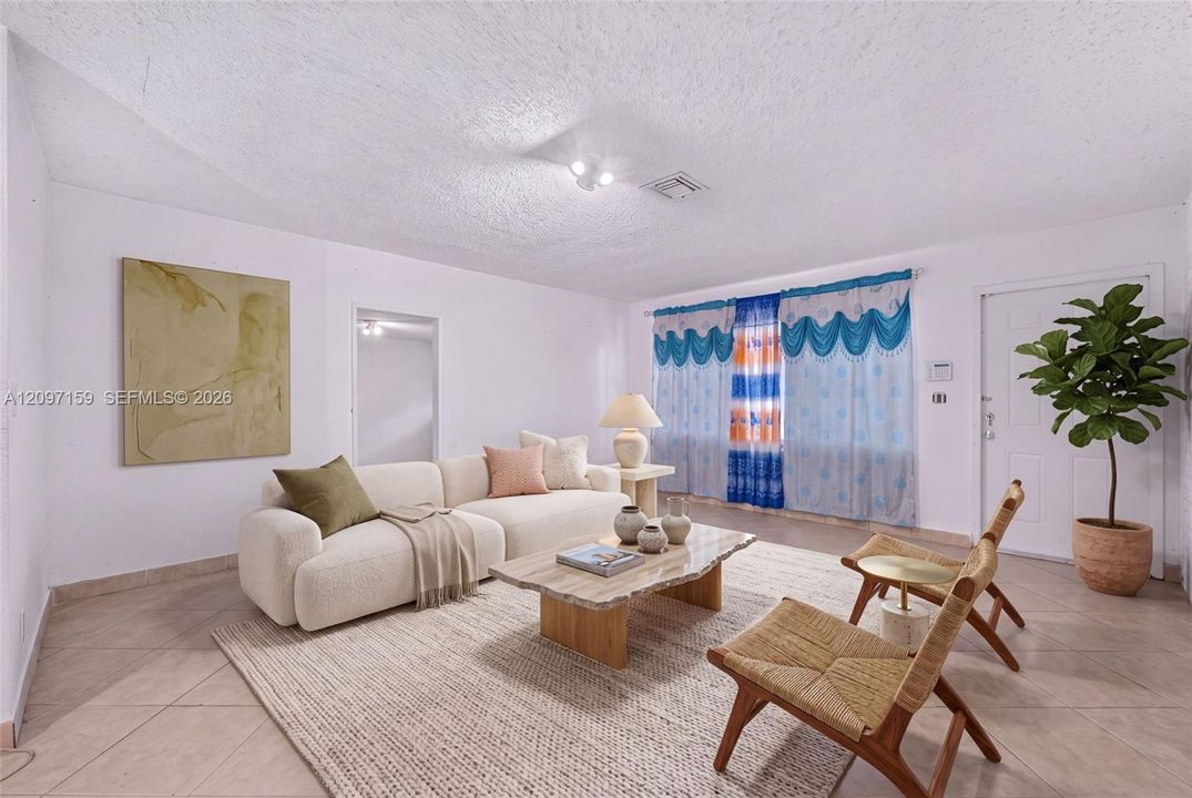 For Sale: $400,000 (3 beds, 2 baths, 1267 Square Feet)