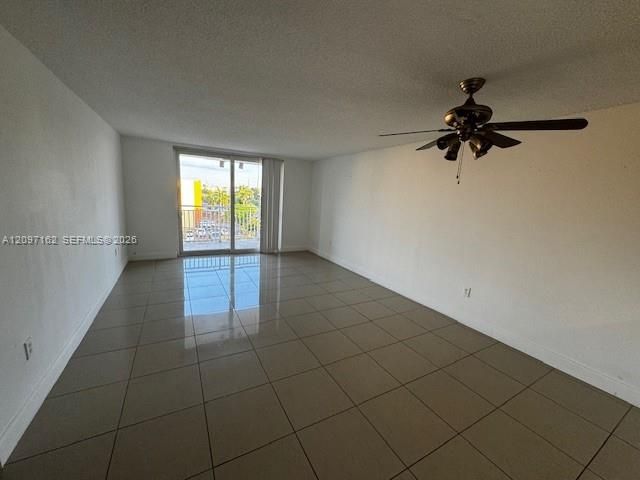 For Sale: $244,900 (2 beds, 2 baths, 980 Square Feet)