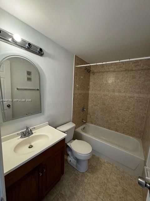 For Sale: $244,900 (2 beds, 2 baths, 980 Square Feet)