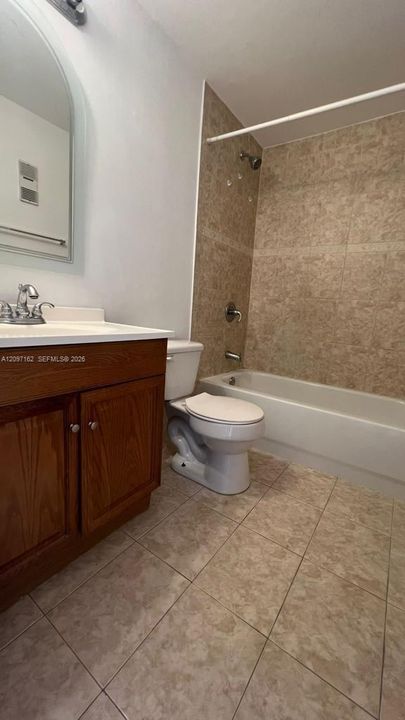 For Sale: $244,900 (2 beds, 2 baths, 980 Square Feet)