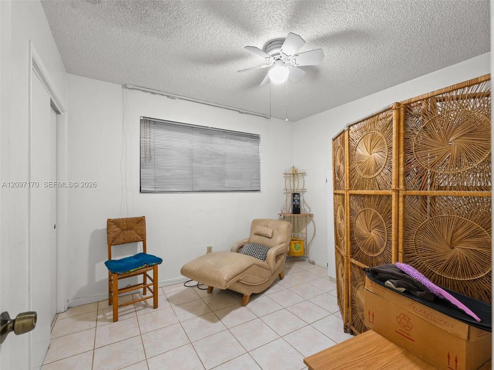 En Venta: $650,000 (3 camas, 2 baños, 1224 Pies cuadrados)