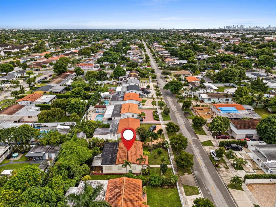 En Venta: $650,000 (3 camas, 2 baños, 1224 Pies cuadrados)