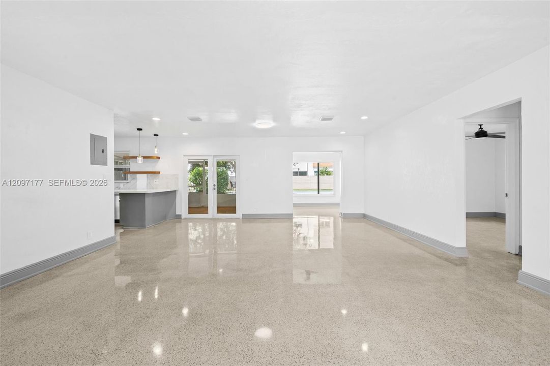 For Rent: $4,750 (3 beds, 2 baths, 1354 Square Feet)