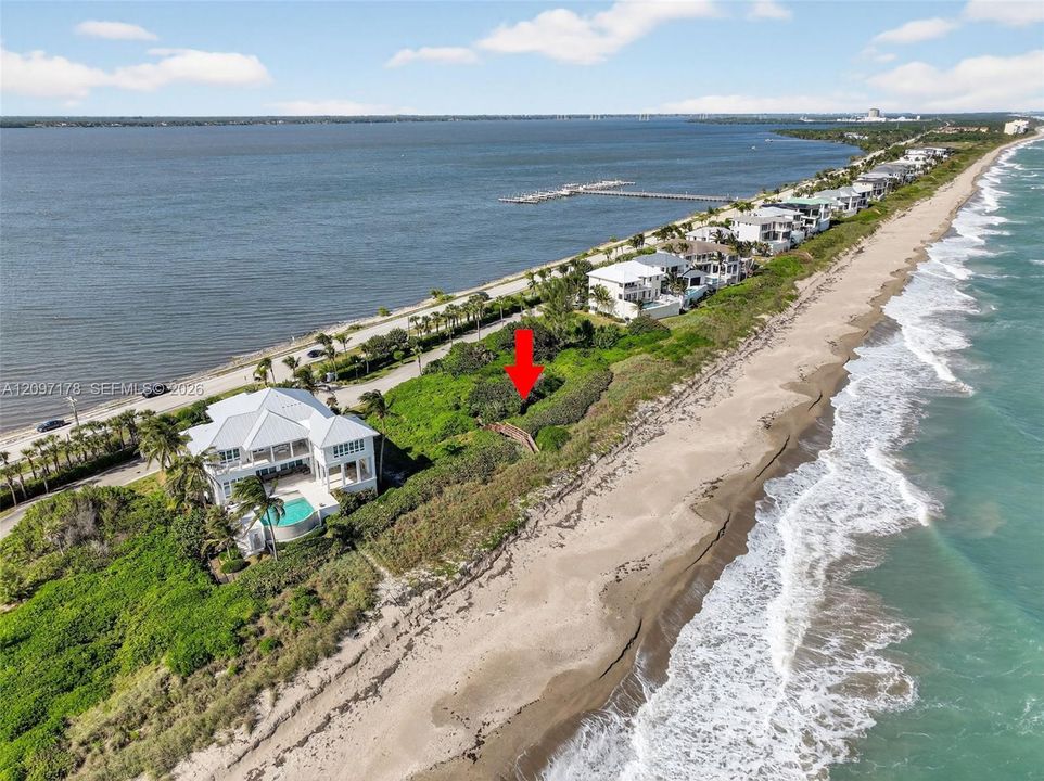 For Sale: $2,350,000 (0.56 acres)