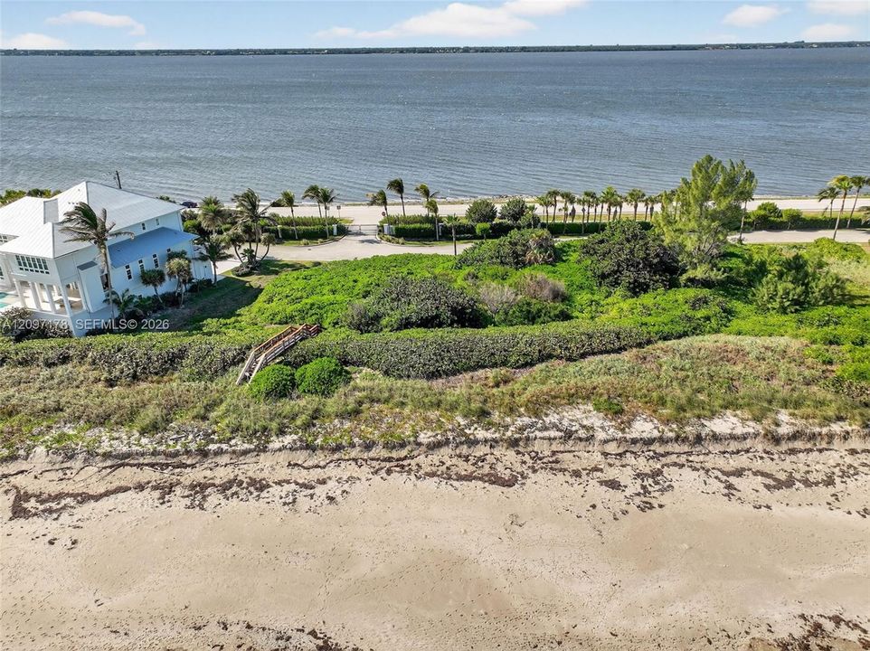 For Sale: $2,350,000 (0.56 acres)
