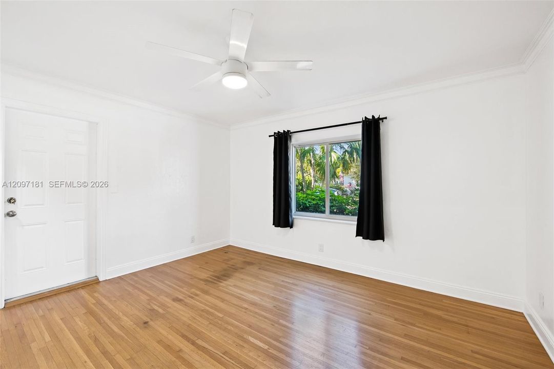 For Rent: $4,750 (3 beds, 2 baths, 1470 Square Feet)