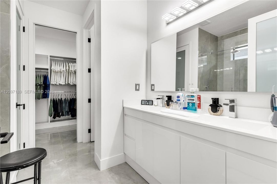 En Venta: $625,000 (3 camas, 2 baños, 1798 Pies cuadrados)