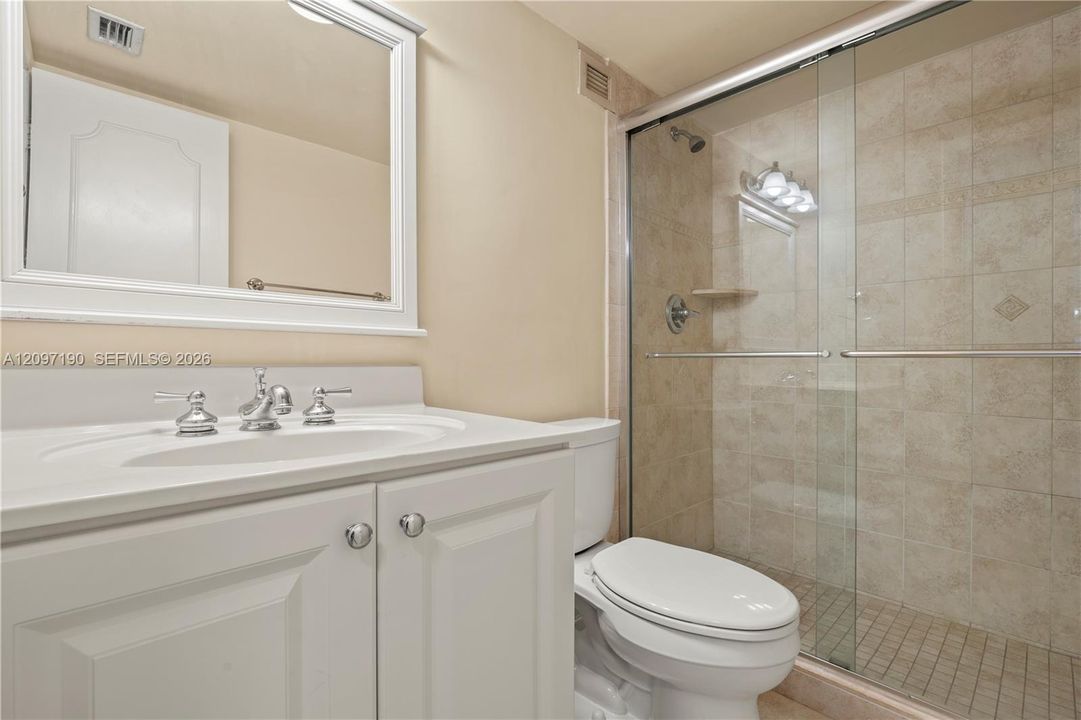For Rent: $4,200 (2 beds, 2 baths, 1290 Square Feet)
