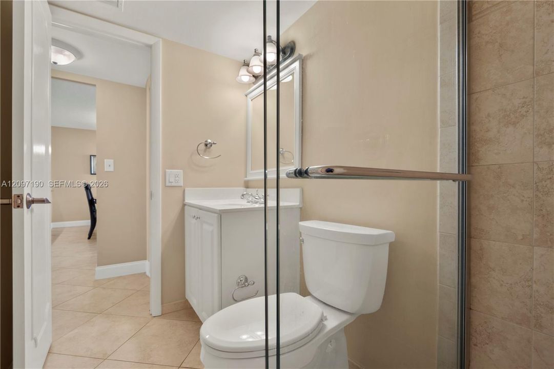 For Rent: $4,200 (2 beds, 2 baths, 1290 Square Feet)