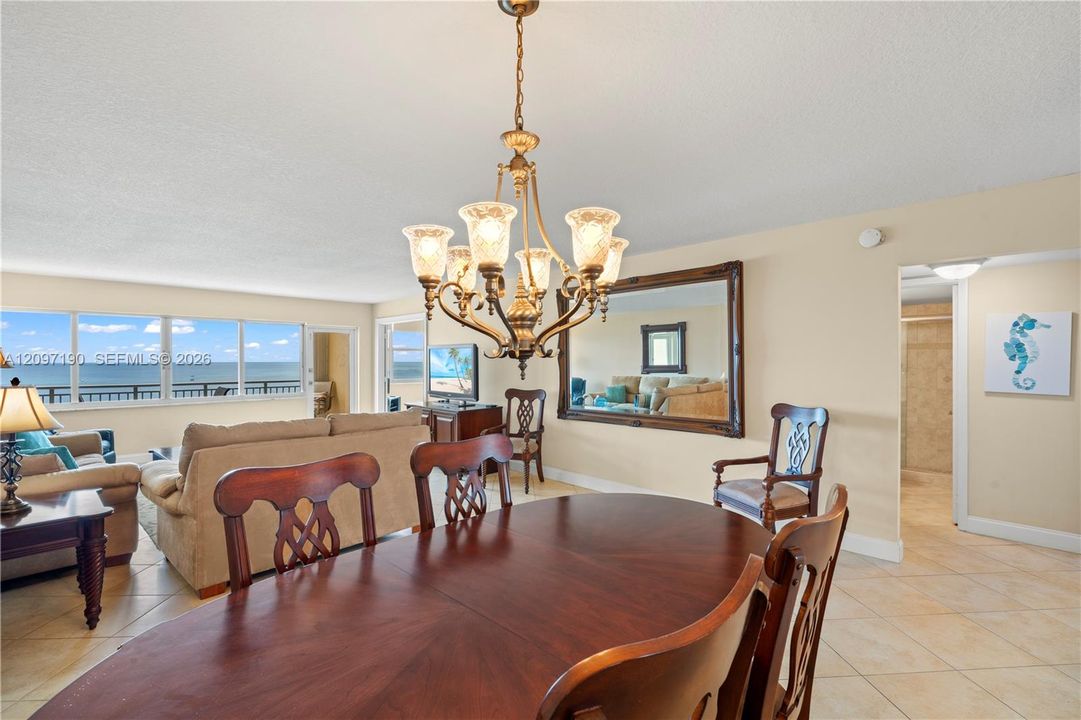 For Rent: $4,200 (2 beds, 2 baths, 1290 Square Feet)