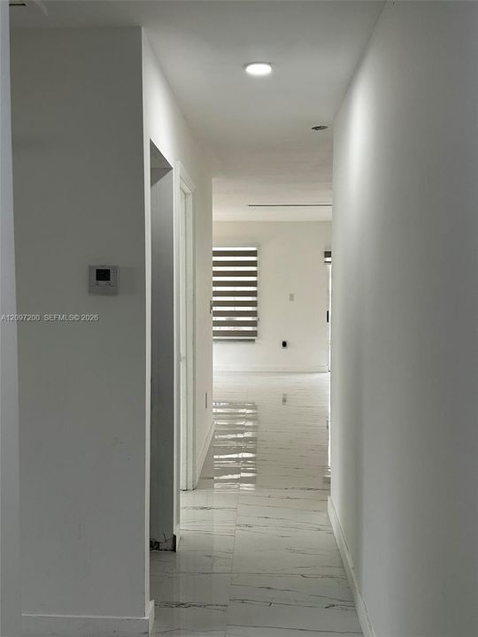 For Rent: $3,000 (3 beds, 2 baths, 1152 Square Feet)