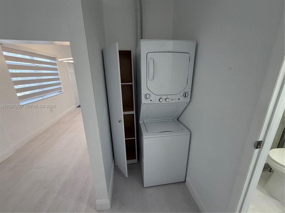 En Renta: $2,350 (2 camas, 2 baños, 2508 Pies cuadrados)
