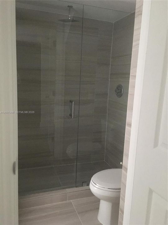En Renta: $2,400 (2 camas, 2 baños, 900 Pies cuadrados)