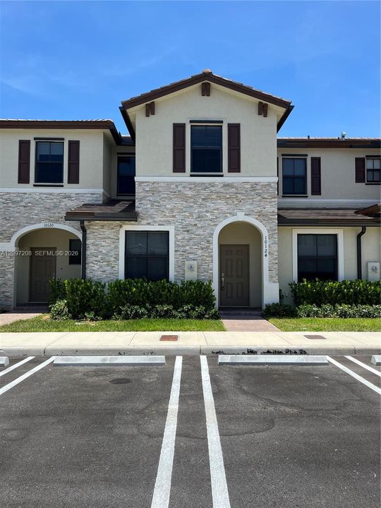 For Sale: $399,000 (3 beds, 2 baths, 1587 Square Feet)