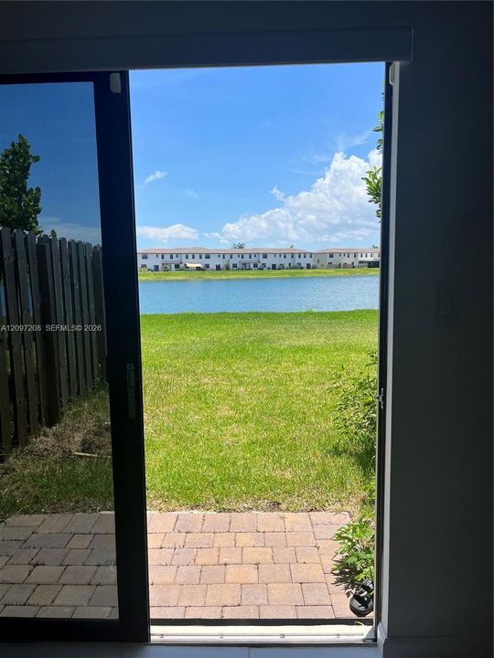 For Sale: $399,000 (3 beds, 2 baths, 1587 Square Feet)