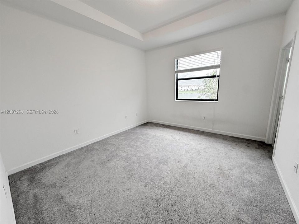 For Sale: $399,000 (3 beds, 2 baths, 1587 Square Feet)