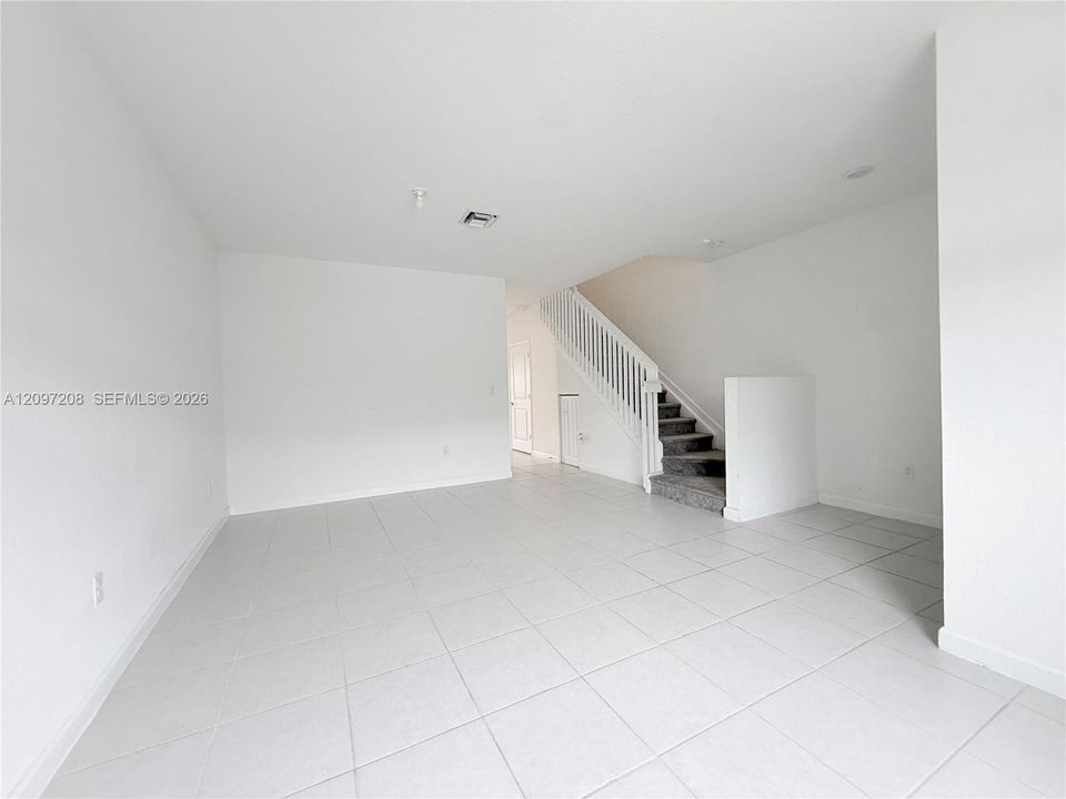 For Sale: $399,000 (3 beds, 2 baths, 1587 Square Feet)