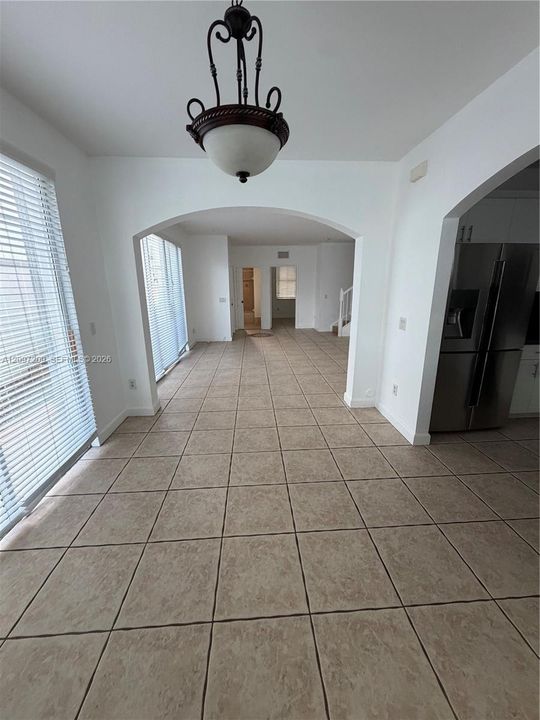 For Rent: $3,800 (4 beds, 3 baths, 1570 Square Feet)