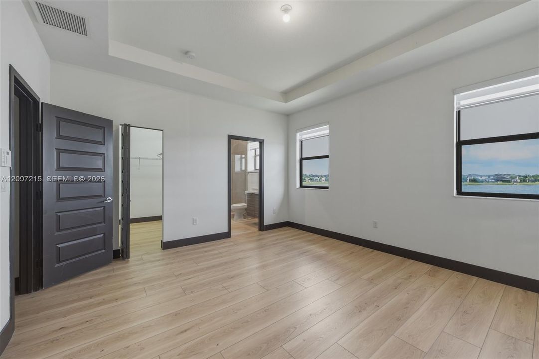 На продажу: $620,000 (3 спален, 3 ванн, 1850 Квадратных фут)