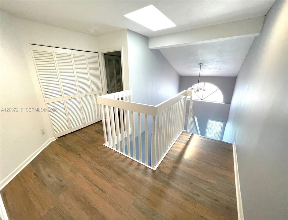 For Rent: $2,395 (2 beds, 2 baths, 1315 Square Feet)