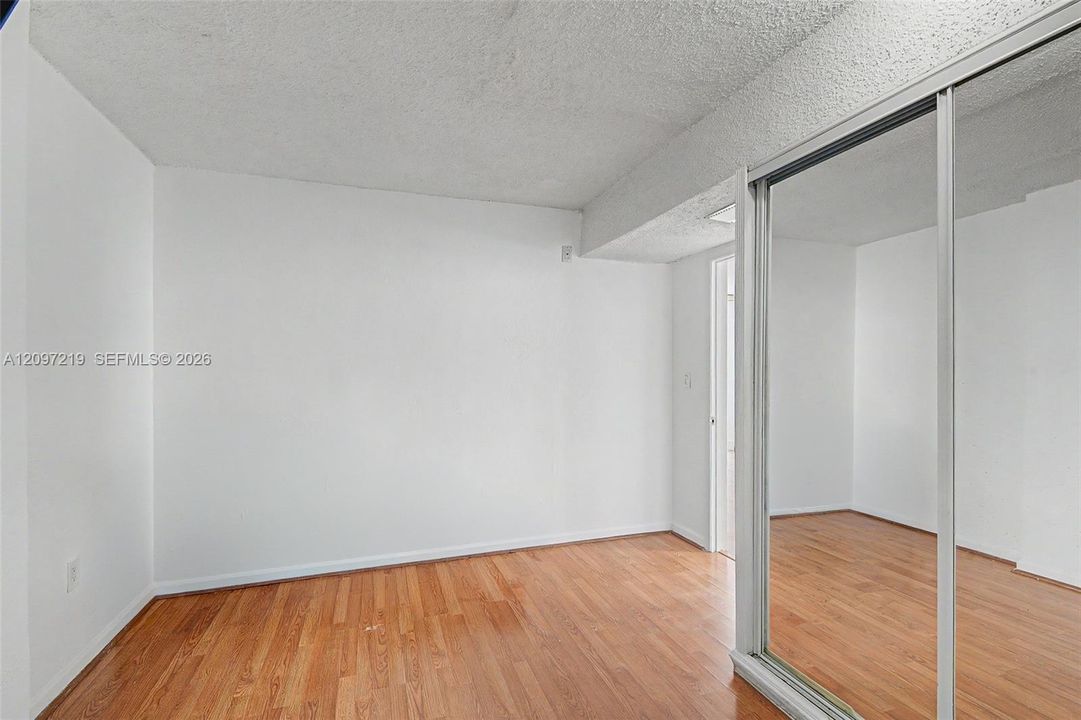 En Renta: $1,800 (2 camas, 1 baños, 882 Pies cuadrados)