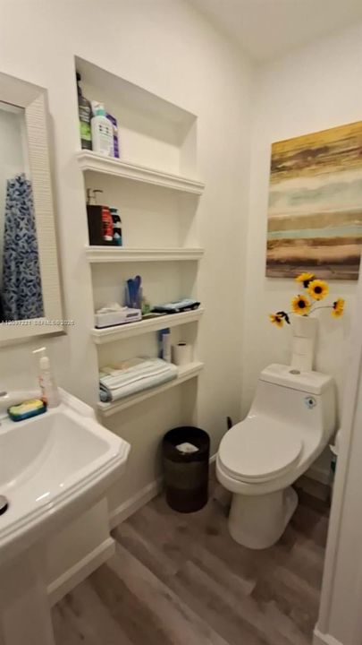 En Renta: $899 (1 camas, 1 baños, 1470 Pies cuadrados)
