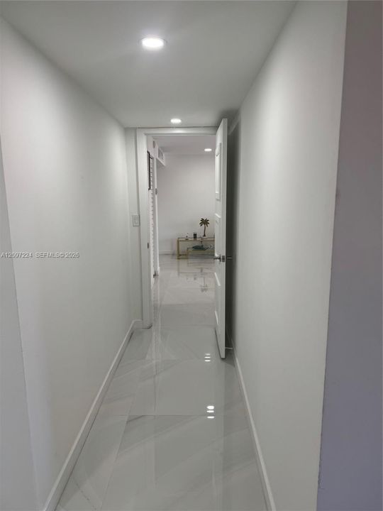 For Sale: $715,000 (1 beds, 2 baths, 1503 Square Feet)
