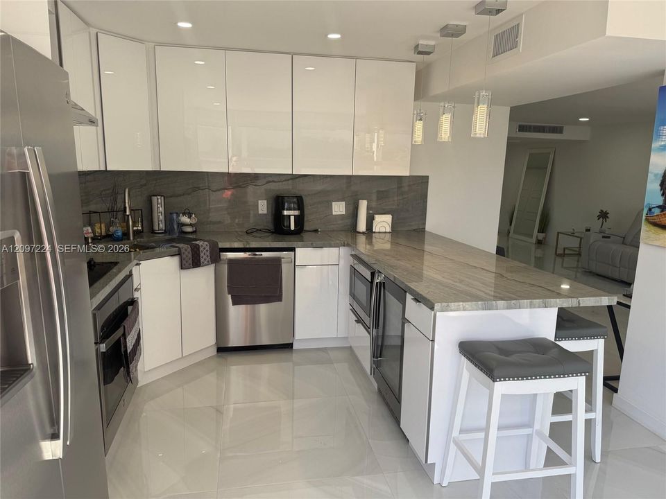 For Sale: $715,000 (1 beds, 2 baths, 1503 Square Feet)