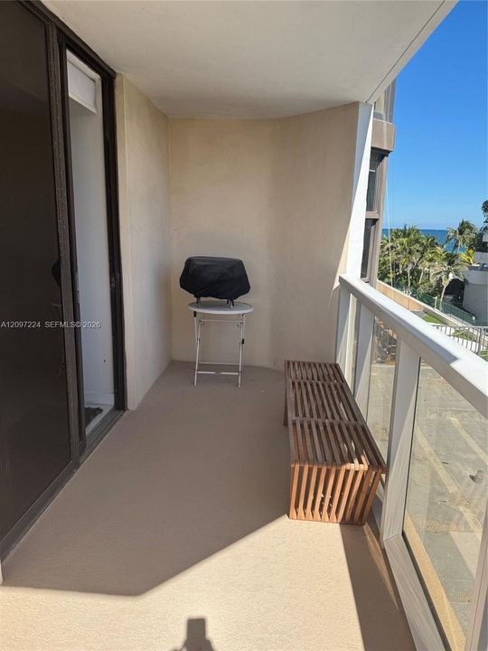 For Sale: $715,000 (1 beds, 2 baths, 1503 Square Feet)