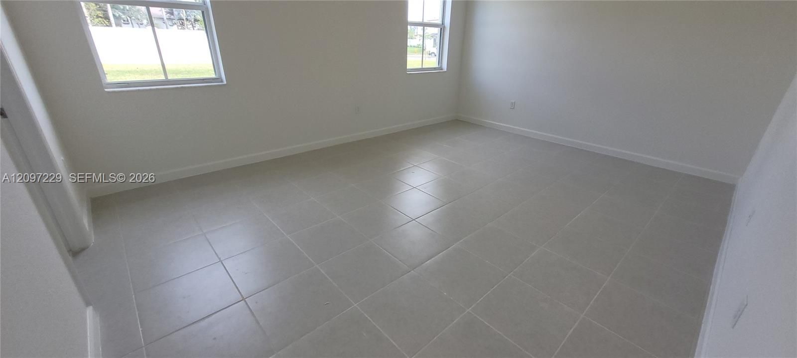 En Renta: $3,500 (3 camas, 2 baños, 2319 Pies cuadrados)