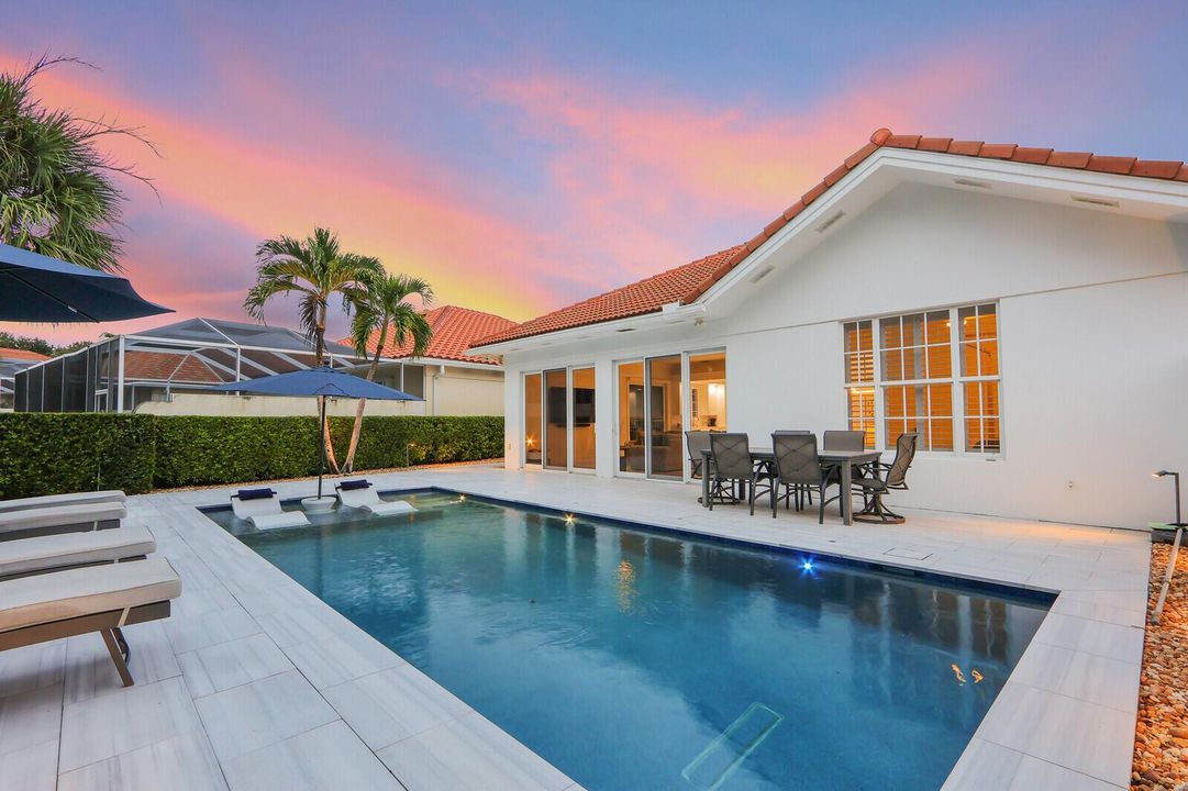 Pool twilight