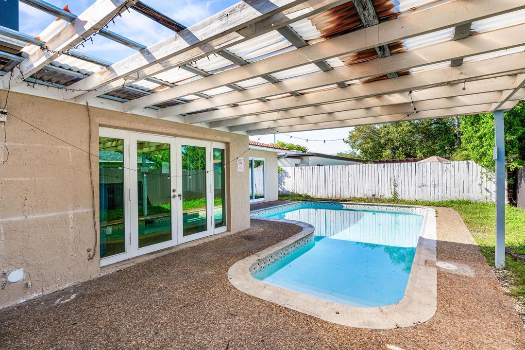 027-1121North66Terrace-Hollywood-FL-3302