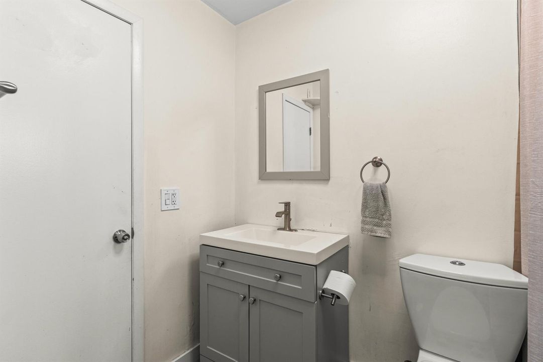 015-1121North66Terrace-Hollywood-FL-3302