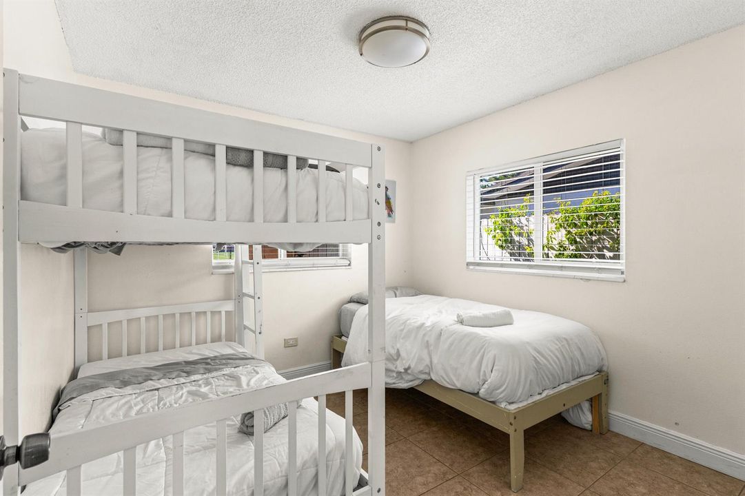 018-1121North66Terrace-Hollywood-FL-3302